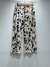 SFPA62 PANTALON MIDI ANCHO ESTAMPA HOJAS CON CORDÓN