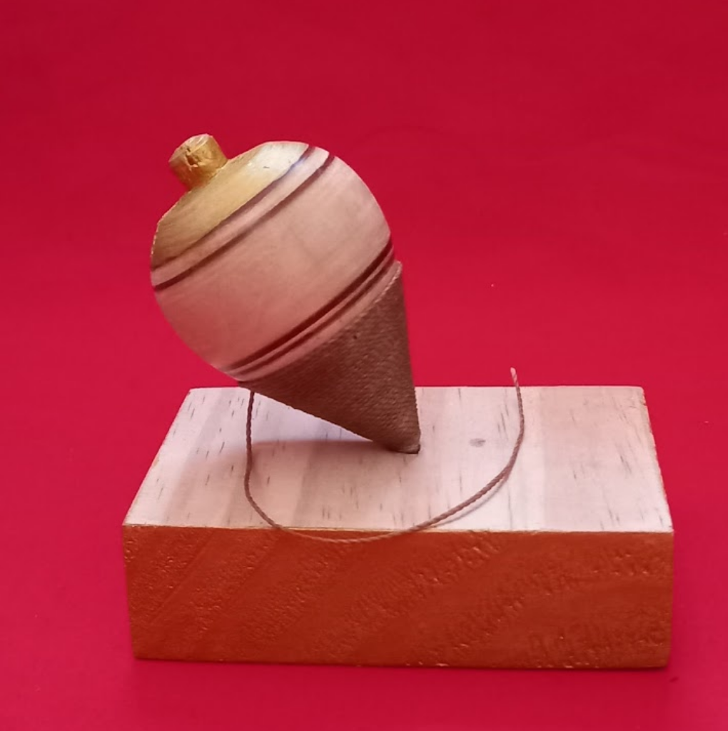 Pião madeira em espiral rosa - Tutete