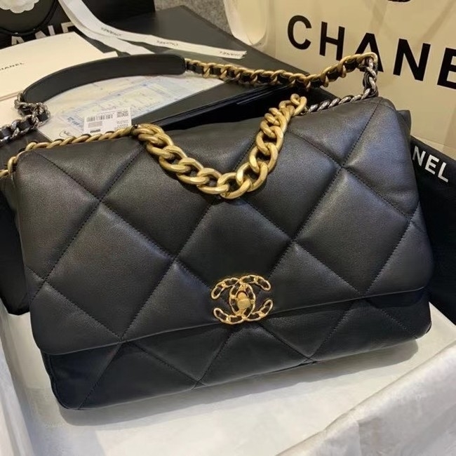 chanel 19 black