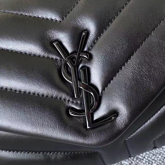 ysl black hardware chipping