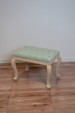 Banqueta Reina Ana Capitoné 60cm - comprar online
