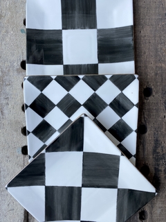 Plato Chess III - +q2