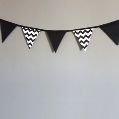 Bandeirinhas de tecido chevron preto/branco + preta - comprar online