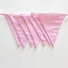 Bandeirinhas de tecido rosa