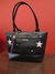 CARTERA CON APLIQUE EN CHAROL Y NIQUEL - comprar online