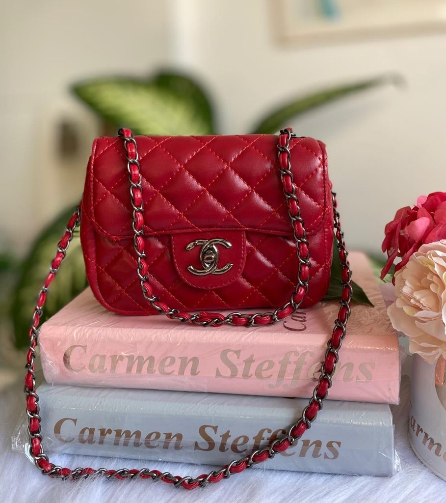 dark pink chanel bolsa