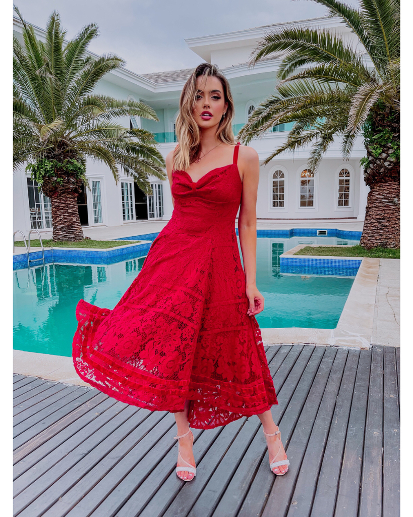 Vestido Midi com Bojo Alça Regulável