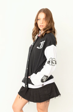 Campera University teens