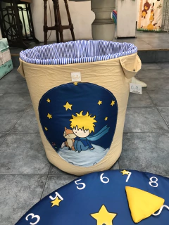 Set alfombra meses + contenedor XL “Principito” - comprar online