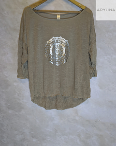Remera Abuya - comprar online