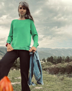 Sweater Yungas en internet