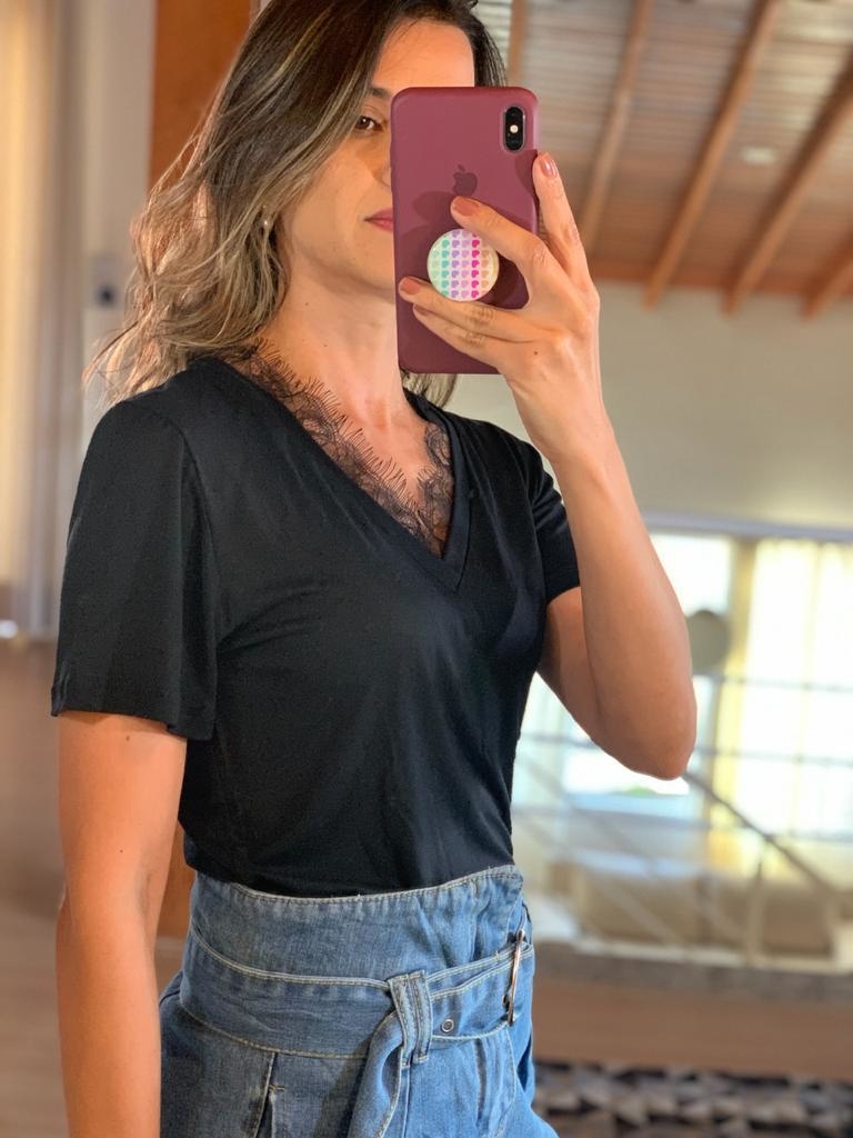 blusa podrinha com top de renda