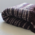 Manta o pie de cama artesanal tejido en telar - Complementos MinBai