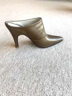 LUISA-Mules con taco verde musgo