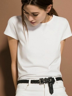 TS4M- T-Shirt blanca para mujer 100% TANGÜIS PERUANO ORIGINAL en internet