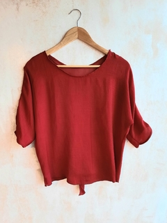 Blusa roja con moño - Feria Americana Vistalba Mendoza