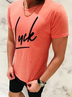 Remera Luck en internet