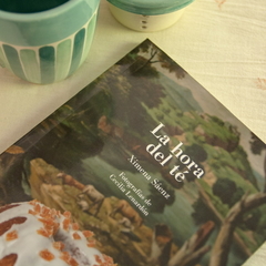 LA HORA DEL TÉ