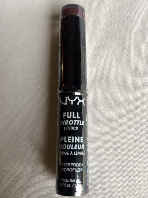 nyx full throttle lipstick pleine couleur