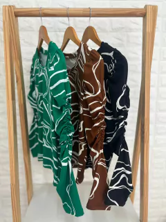 ART.733E REMERA MANGA LARGA C/FRUNCE MODAL SOFT ESTAMPADO