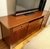 (JB) Comoda y mueble tv madera maciza nogal laqueada / 2 × 50 × 80