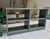 (JB) Mueble madera laqueado con rueditas / 130 × 37 × 72