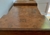 (JB) Escritorio madera nogal estilo Reina Ana / 115 × 55 × 77 - comprar online