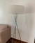 (ID) Lámpara de pie con pantalla de Aller Iluminación / 156 x 55 diametro