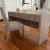 (ID) Escritorio enchapado con tres cajones / 140 x 50 x 75