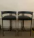 (SF) Cinco banquetas de hierro y cuero negro / 54x50x80 (altura al asiento)