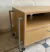 (MW) 2 mesas de luz enchapadas de Dash c ruedas / 65x39x44- cajon 61x16 en internet