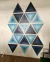 (MG) Obra de Mordacai 20 triángulos, acrílicos y pigmentos naturales / 2 x 2 - comprar online