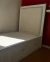 (JB) Cama madera maciza, con tres cajones, respaldo tapizado / 198 × 1 × 140