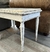 (GL) Dos mesitas de luz/arrime madera patinada y tapa de mármol / 61 x 41 x 51 - comprar online