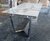 (JB) Nueva. Mesa comedor tapa neolith calacata gris estructura hierro revestido en acero brillante, de Missura / 185 × 95 × 77