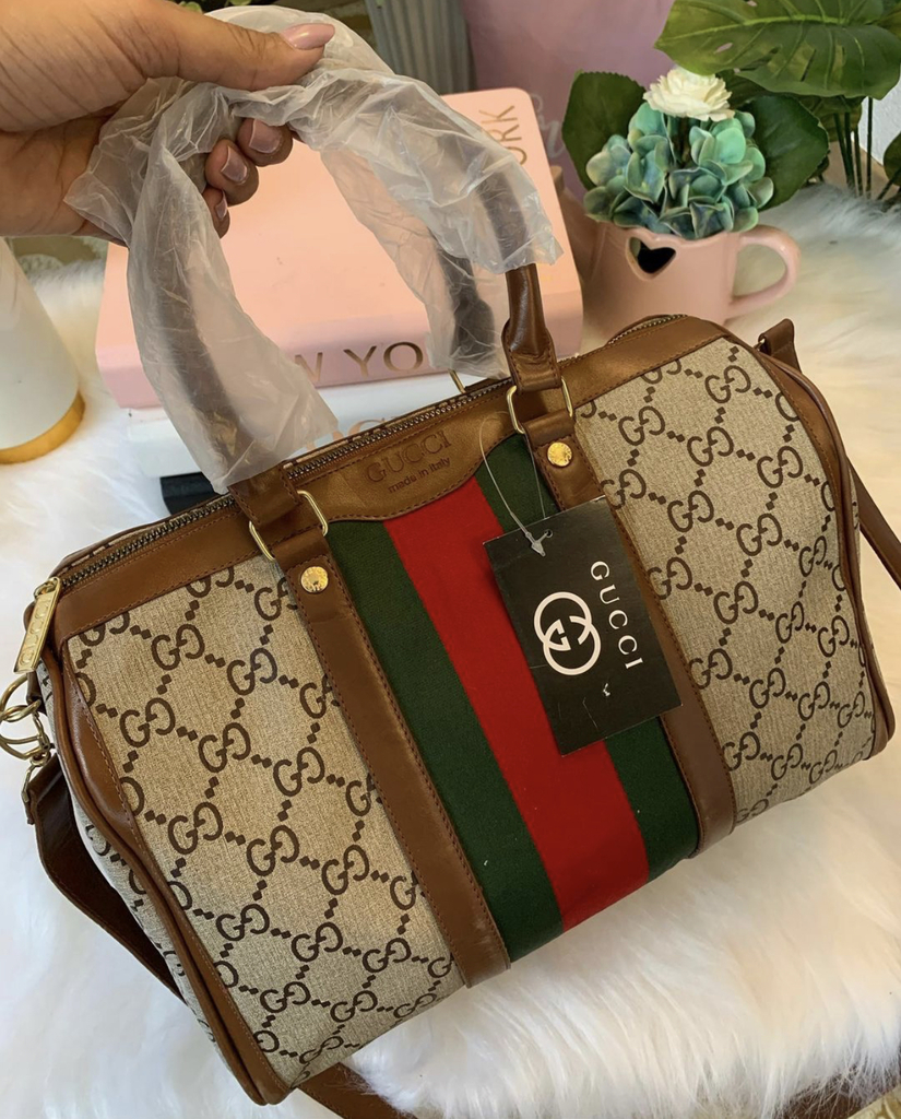 green bolsa gucci