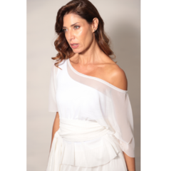 Blusa tule OFF WHITE manga curta ombro á ombro com faixa em tule