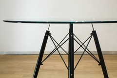 MESA EAMES DE VIDRIO PATA NEGRA - tienda online