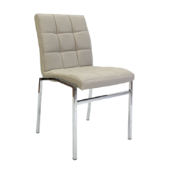 Silla de tela beige con pata cromada