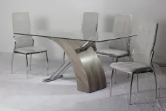 MESA VICTORY BASE DE MADERA Y CROMO 1,60 m x 0,90 m en internet