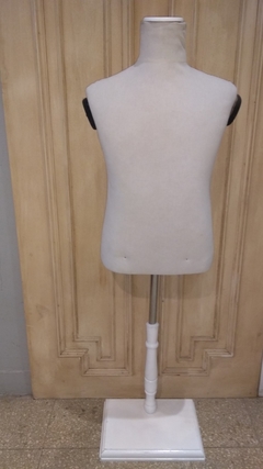 Busto de Vidriera Tipo Modista con Base - tienda online