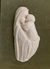 Virgen del beso patinada para colgar