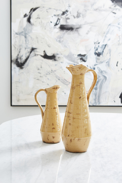 Jarra de cerámica color camel Crux - Dos tamaños - tienda online
