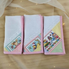 Fralda de Boca - Baby Toys com patchwork em rosa - comprar online