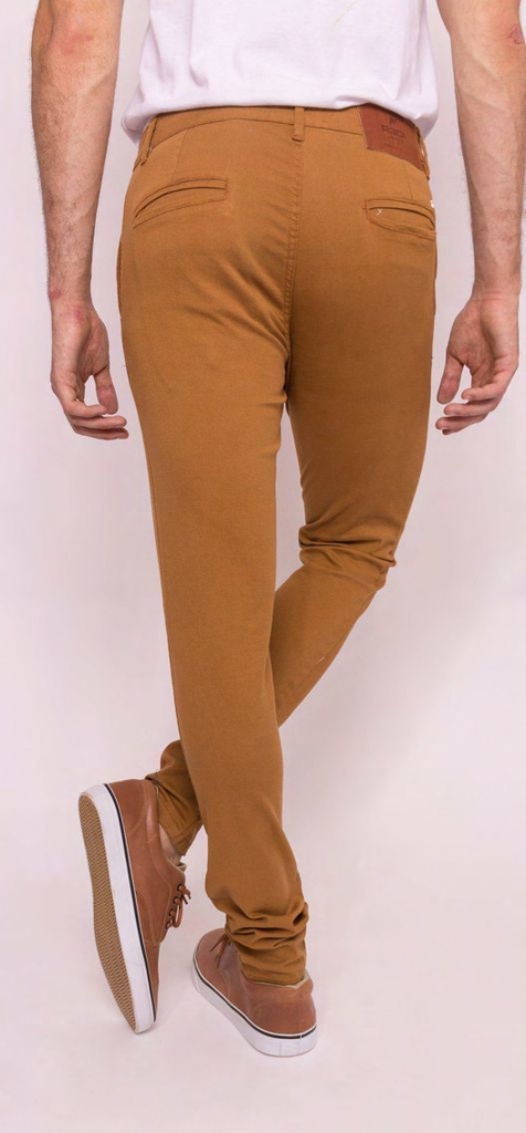 Pantalón chino gabardina beige