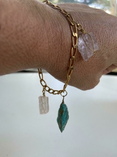 Pulseira com Mix de Cristais Naturais (Amazonita e Quartzo Transparente) na internet
