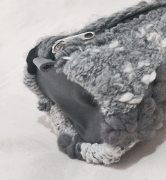 Cartuchera Catu - cilíndrica larga ( grises ) - comprar online