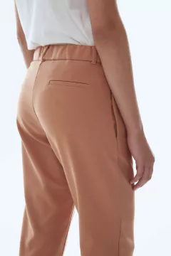 PANTALON CAPRI ESENCIAL en internet