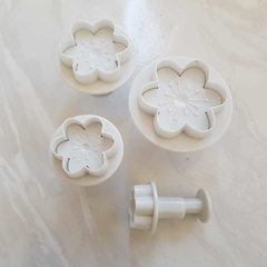 Cortante con Expulsor Flor - comprar online