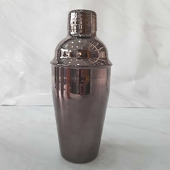 Coctelera Color Peltre 550 ML.